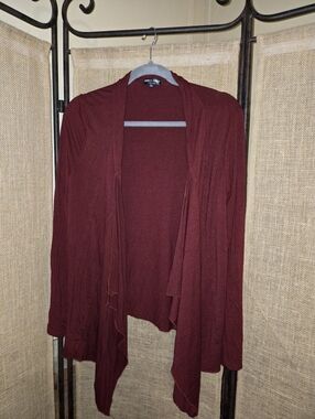 NWOT Women's Urban Coco Maroon Burgandy Drape Front Cardigan Size 2X